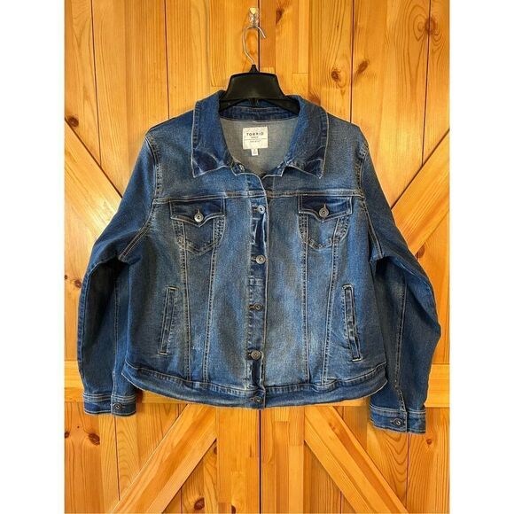 Torrid Stretch Denim Distressed Trucker Jacket Size 2X (0690) - Picture 1 of 8